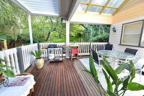 Aura Of The Dandenongs - Tweed Heads Accommodation 1
