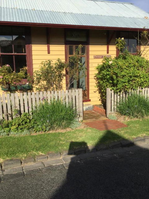 Twomeys Cottage - Tweed Heads Accommodation 4