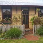 Twomeys Cottage - Tweed Heads Accommodation 0