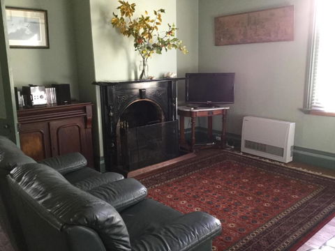 Albion Cottage - Tweed Heads Accommodation 1
