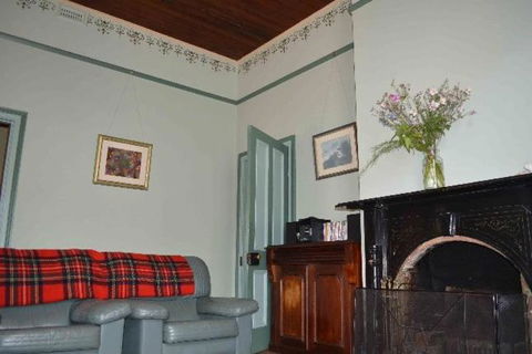 Albion Cottage - Tweed Heads Accommodation 6