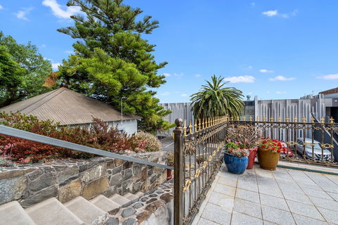 Waratah On York - Tweed Heads Accommodation 5