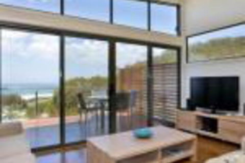 Earth Sea Sky - Tweed Heads Accommodation 0