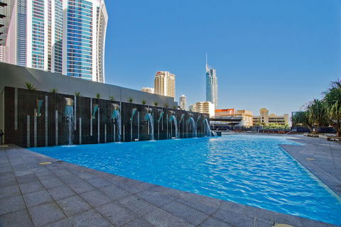 Apartment Stay Circle On Cavill - Tweed Heads Accommodation 3