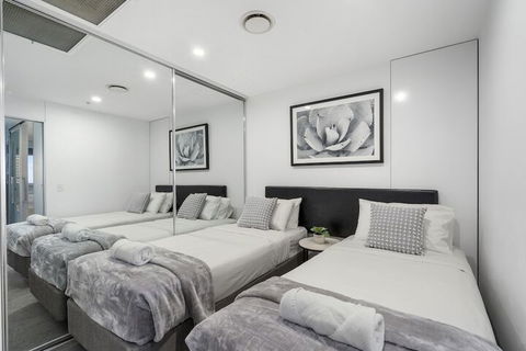 Apartment Stay Circle On Cavill - Tweed Heads Accommodation 7