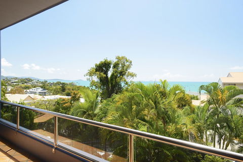 Airlie Harbour 3 Bedroom Apartment - Tweed Heads Accommodation 1