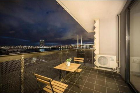 Water Views Lovely 2BRs Free Tram Zone Close To Everything! - Tweed Heads Accommodation 3