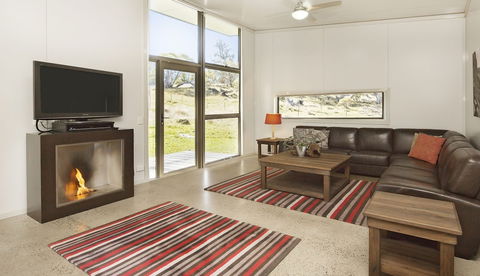 Ecocrackenback 13 'Sustainable Chalet Close To The Slopes.' - Tweed Heads Accommodation 2