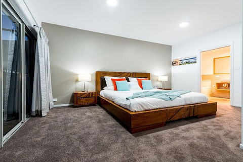 Ulverstone River Edge Apartments - Tweed Heads Accommodation 3