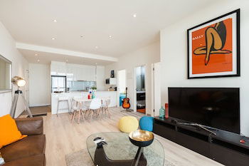 LENA, 2BDR Southbank Apartment - Tweed Heads Accommodation 1