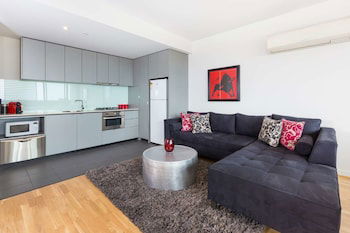 Executive Apartment With Bay Views - Tweed Heads Accommodation 0