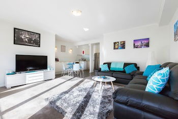 KAYLA, 2BDR Southbank Apartment - Tweed Heads Accommodation 1