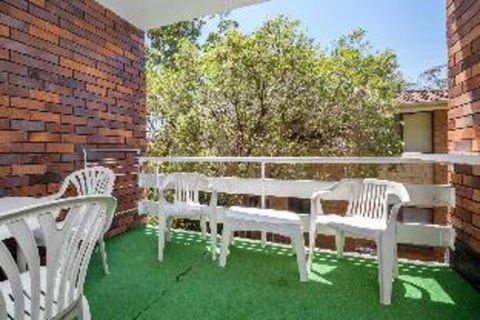 2 Bedroom Apartment Gretel Lodge Unit 4 - Tweed Heads Accommodation 1