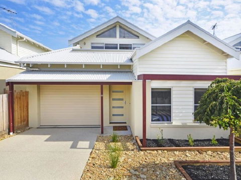 Villa By The Sea - Tweed Heads Accommodation 3