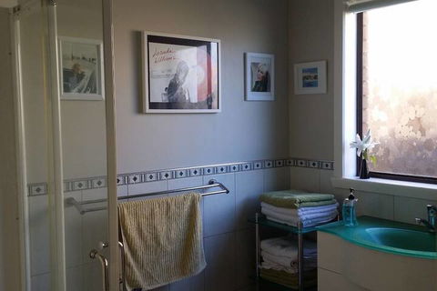 High On Penguin - Tweed Heads Accommodation 5