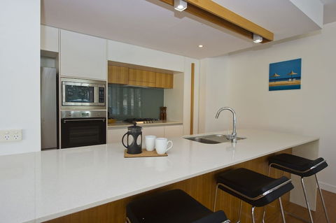 Maggies Beachfront Apt. 12 - Tweed Heads Accommodation 2