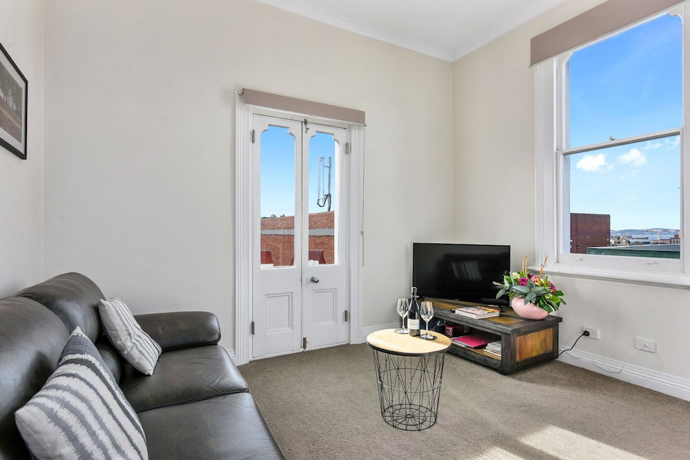 Unknown ACT Tweed Heads Accommodation