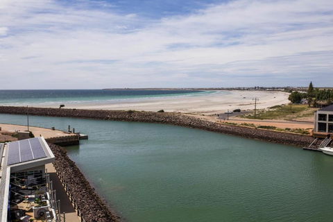 Ocean View Luxury Apartment & Suite - Tweed Heads Accommodation 3