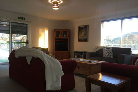 Farmers Daughter Wines - Tweed Heads Accommodation 4