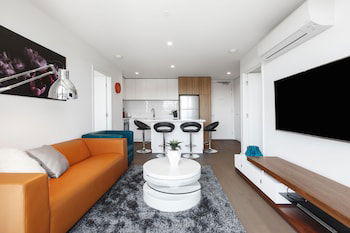 Ilixir Apartments By Ready Set Host - Tweed Heads Accommodation 2