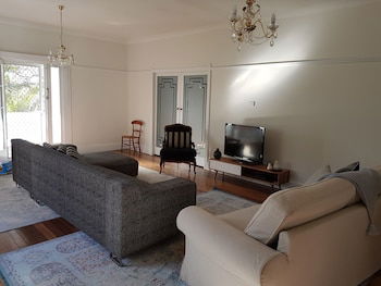 Kilmarnock House - Tweed Heads Accommodation 0