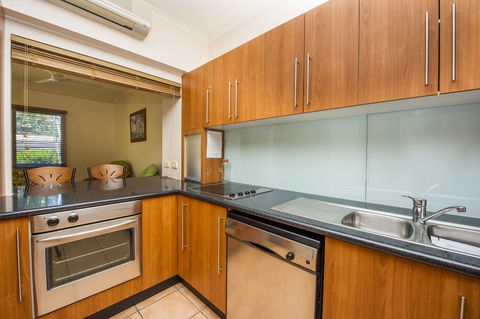Picnic Bay Apartments Unit 1 - Tweed Heads Accommodation 1