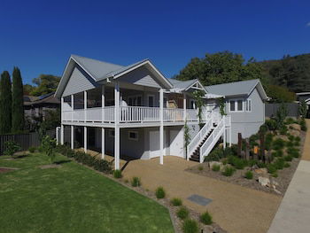 Autumn Home - Our Place At Bright - Tweed Heads Accommodation 4