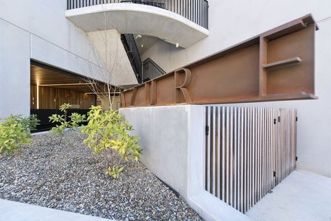 Accommodate Canberra - Azure - Tweed Heads Accommodation 0