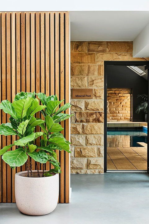 Lon Retreat - Tweed Heads Accommodation 2