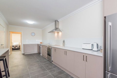 Thompson Avenue Apartments No.1 - Tweed Heads Accommodation 3