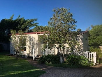Little Gem - Tweed Heads Accommodation 1
