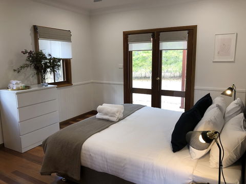 Bay & Bush Cottages, Jervis Bay - Tweed Heads Accommodation 2