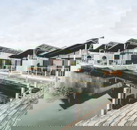 Caves Coastal Bar  Bungalows - Tweed Heads Accommodation