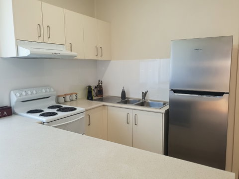 Mayfield Short Stay Apartments - Tweed Heads Accommodation 6