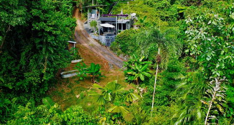 Earthship Daintree - Tweed Heads Accommodation 6