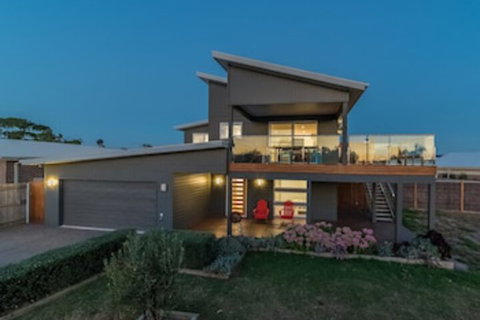 7 Boardwalk Lakeside In Cowes - Tweed Heads Accommodation 0
