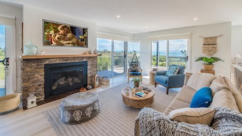 7 Graydens With Views In Ventnor - Tweed Heads Accommodation 1