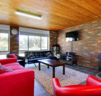 47 Anderson with Pool in Cowes - Tweed Heads Accommodation