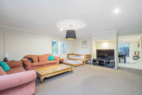 Anaheim Park Oasis - Tweed Heads Accommodation 4