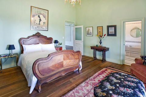 TRANQUILO BEACH HOUSE - Tweed Heads Accommodation 3