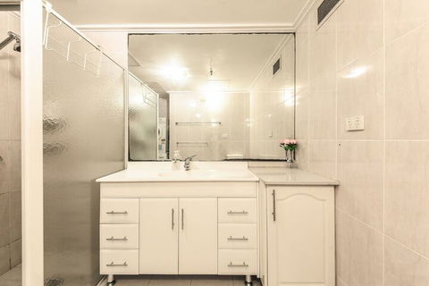 Amazing Location Cozy Stay With Parking - Tweed Heads Accommodation 5