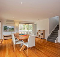 Bay Breeze Retreat - Tweed Heads Accommodation
