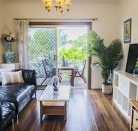 Bright  Spacious Home with Hotel Grade Cleanliness - Tweed Heads Accommodation