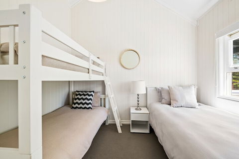 Hollow Tree Farm - Peace And Quiet On 30 Acres Right In Toowoomba - Tweed Heads Accommodation 7