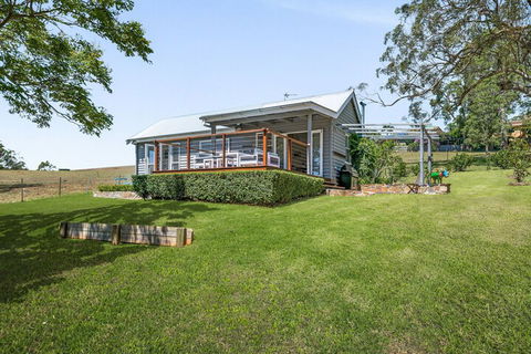 Hollow Tree Farm - Peace And Quiet On 30 Acres Right In Toowoomba - Tweed Heads Accommodation 2