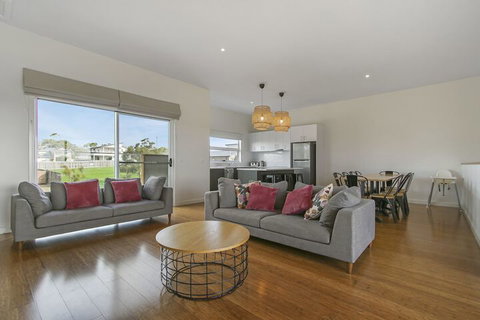 12 Echidna Grove - Tweed Heads Accommodation 7