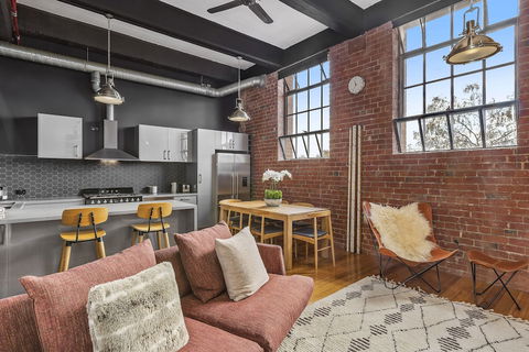 BOUTIQUE STAYS - Loft On Rose - Tweed Heads Accommodation 5