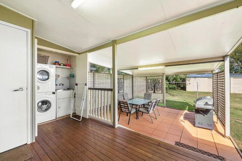 Ambiente Cottage Pet & Family Friendly - Tweed Heads Accommodation 4