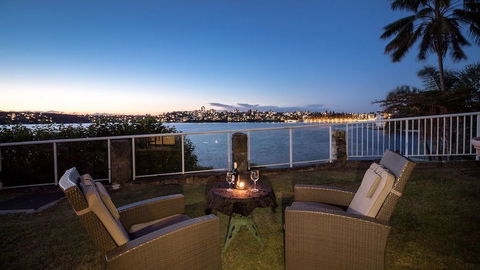 Waterfront On Manly Harbour - Tweed Heads Accommodation 6