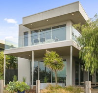 Grossard Point The Lighthouse Ventnor - Tweed Heads Accommodation